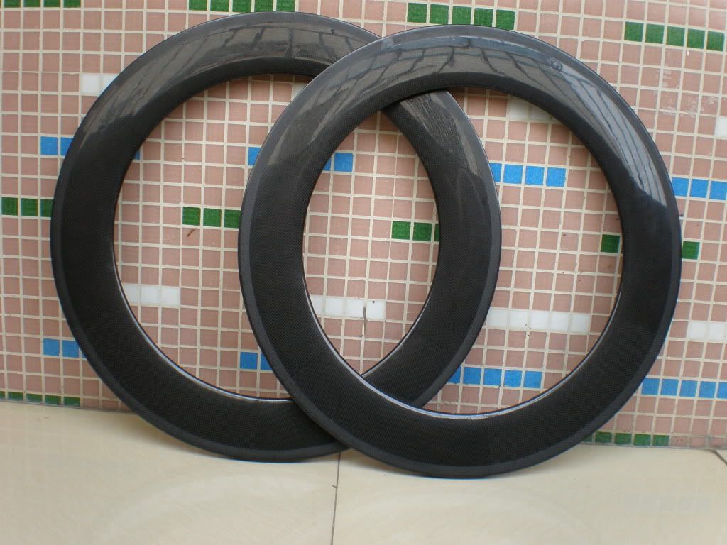 unbranded carbon wheels