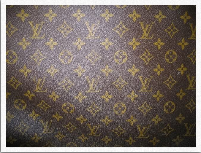 LOUIS VUITTON LUGGAGE vintage w/ monogram  